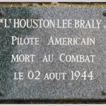 Plaque en honneur du pilote américain